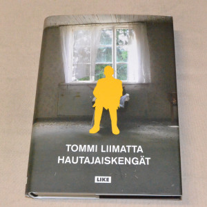Tommi Liimatta Hautajaiskengät